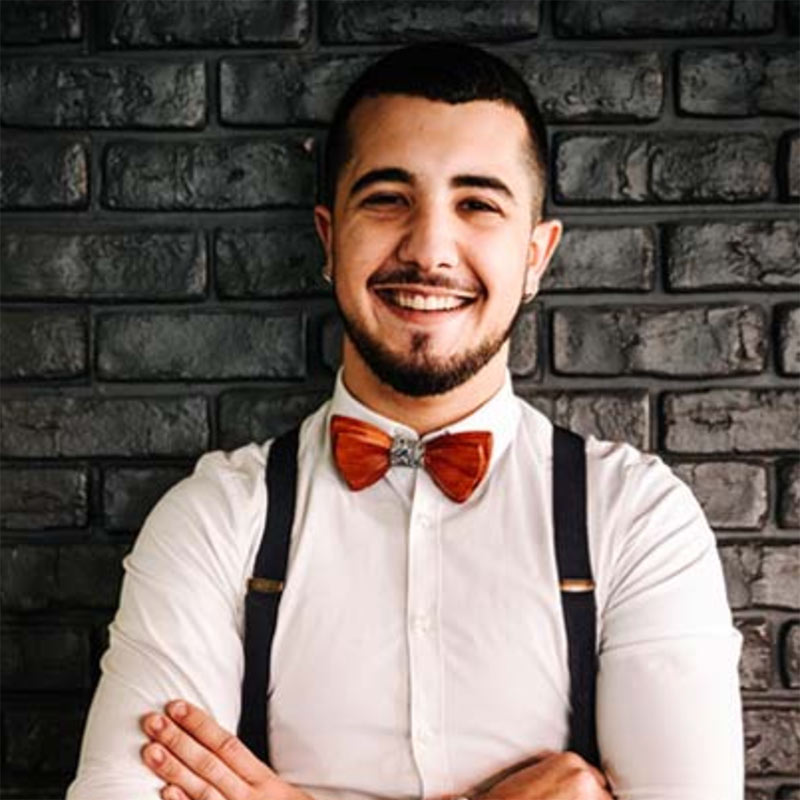 Membre du personnel des Bistrots Pas Parisiens